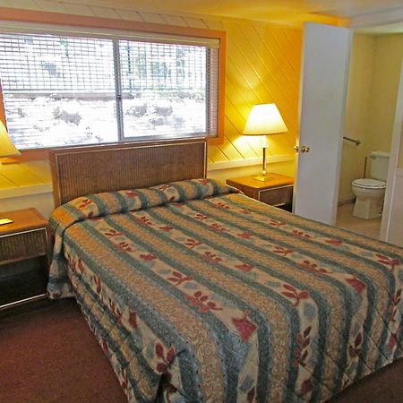 Arrowhead Ranch Hotell Lake Arrowhead Exteriör bild