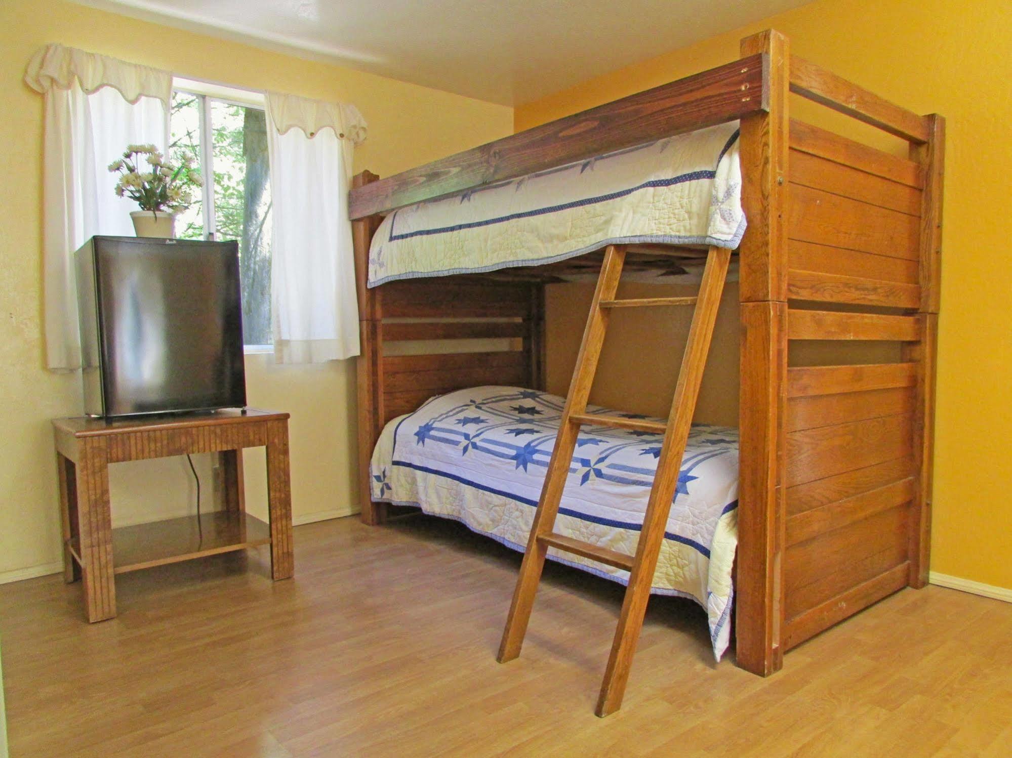 Arrowhead Ranch Hotell Lake Arrowhead Exteriör bild